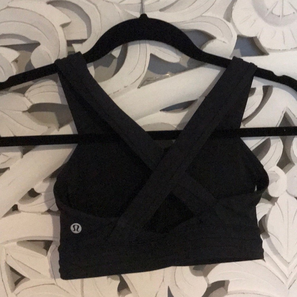 iululemon sports bra